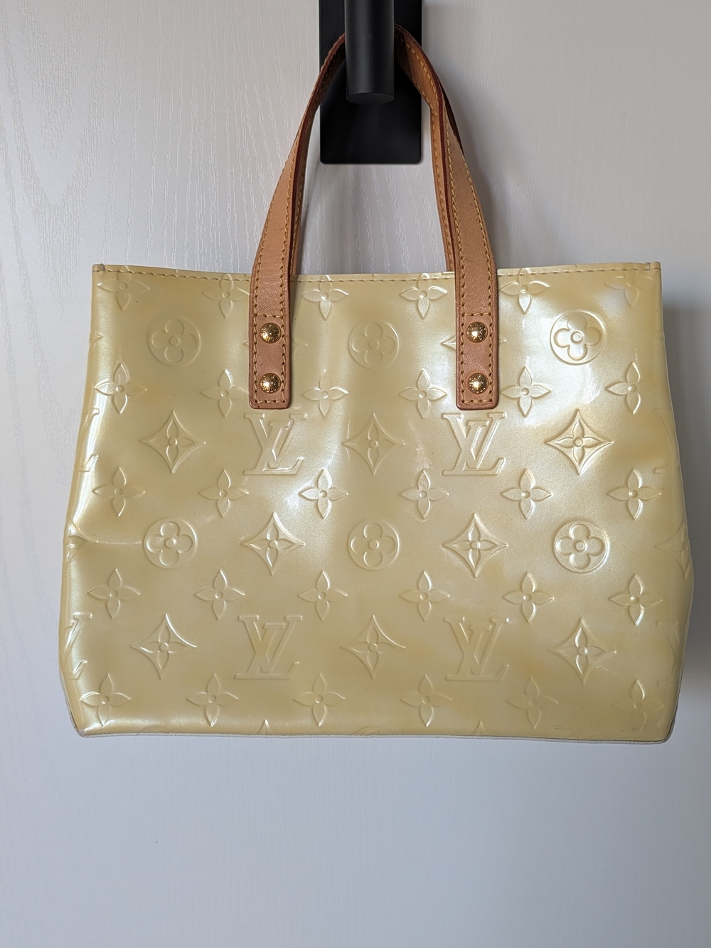 Louis Vuitton Monogram Vernis Small Tote in Pale Yellow